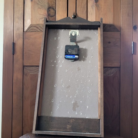 Seth Thomas Chicken Clock - Picture 10 of 13